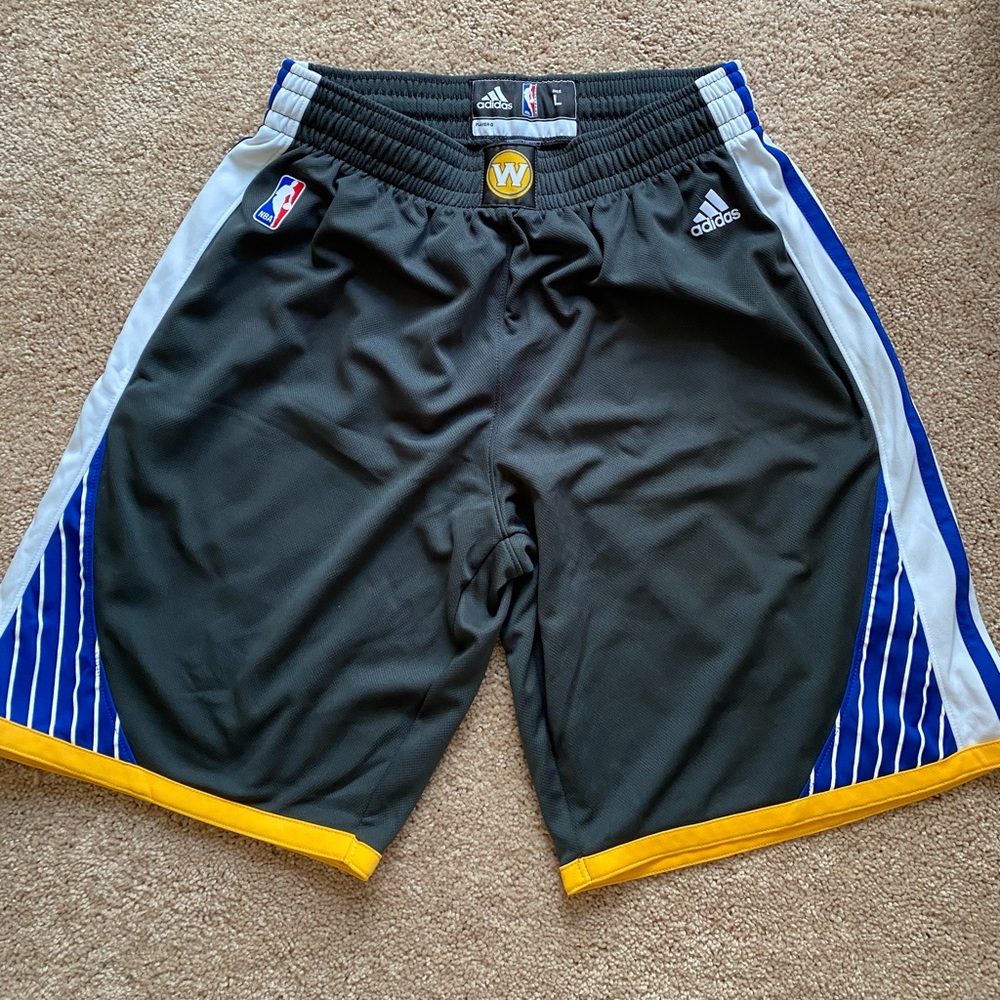 Golden State Warriors Grey Adidas Shorts Large